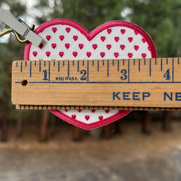 Pink Heart shaped Embroidered patch with tiny hearts dotted filling the heart 3D - Picture 5 of 5
